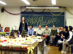 potluck_christmasparty2011_02